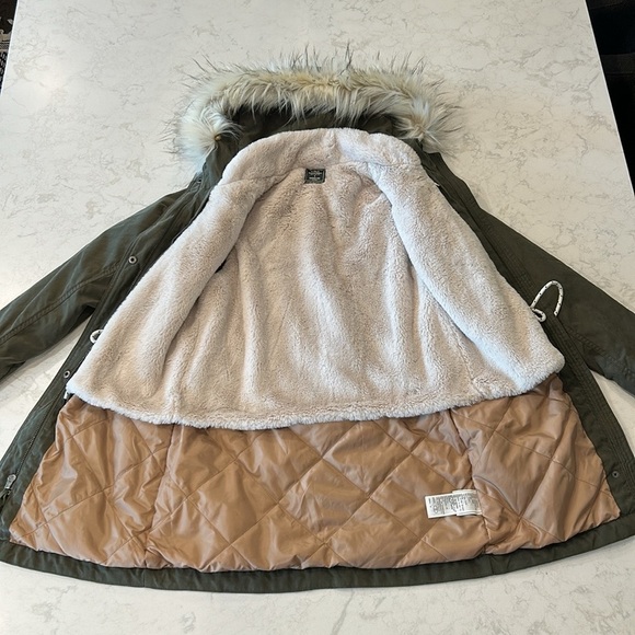 Abercrombie & Fitch 3-In-One Women's Olive Parka Jacket Removable Fur Hood Small - Picture 11 of 16